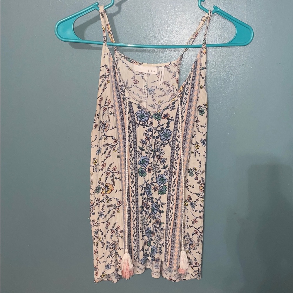 LUQ RACHEL TIE SLEEVLESS Floral Top